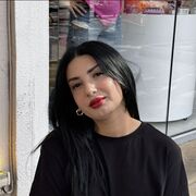  ,  Eva, 34