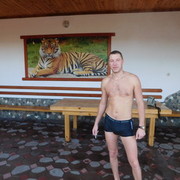  ,   DENIS, 39 ,   
