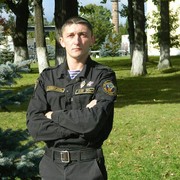  ,  Viktor, 41
