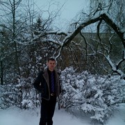  ,  Anton, 33
