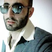   ,  Arman, 35