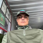  ,  Amir, 21