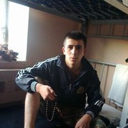  ,  Gegham, 31