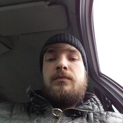  ,   Enzo, 32 ,   ,   