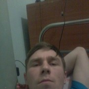  ,  Rich, 32
