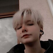  , 