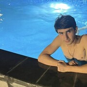  ,  Hayk, 18