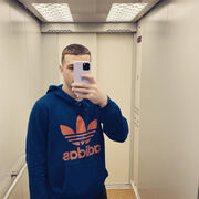  ,   Denis, 22 ,   ,   