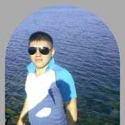  ,   Nikol, 34 ,   