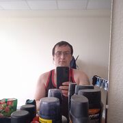  ,  Jenya, 47