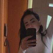  , 