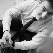  ,   Kisintin, 38 ,  