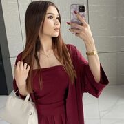  , 