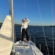  ,   Inga, 41 ,   ,   