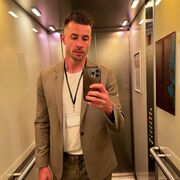  ,   FreddyAlexa, 49 ,   ,   