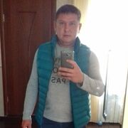  ,   Rishat, 38 ,  
