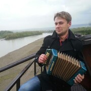  ,   Vladimir, 32 ,   c 