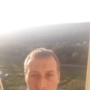  ,  Sasha, 40