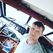   ,  Stas, 35