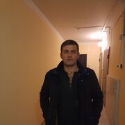  --,   Artur, 44 ,   