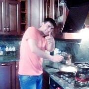  -,   Farxod, 42 ,   ,   , c 