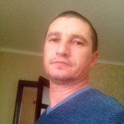  ,  Alex, 49