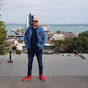  ,   Denis, 42 ,   ,   