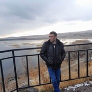  ,   Armen, 43 ,   ,   