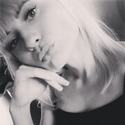  ,  Milana, 25