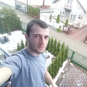  ,  Alika, 30