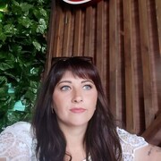  ,  LA Reina, 38