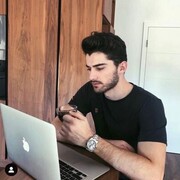  ,  Jonny, 24