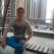  ,  Alibek, 42