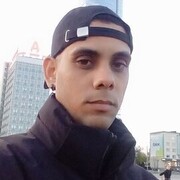  ,  Guillermo, 28