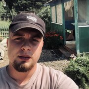  ,   Maksim, 24 ,  