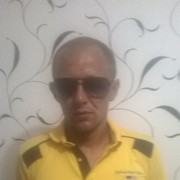  ,   Artem, 42 ,   