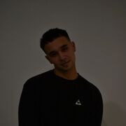   ,  Alex, 31