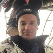  ,  Andrii, 29