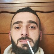  ,  Davit, 28