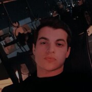  ,  Davit, 22