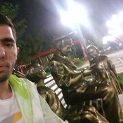  ,  Umar, 26