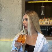  ,   Yana, 28 ,   ,   