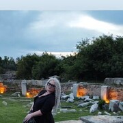  --,   Anika, 31 ,   ,   , c 