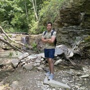  ,   Alex, 28 ,   