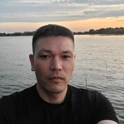  ,  Taras, 37