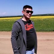  ,   Artur, 38 ,   ,   