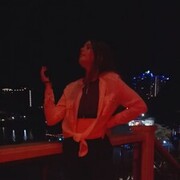  ,  Lena, 23