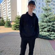  ,  Danya, 19