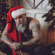  ,   Anton, 40 ,   ,   