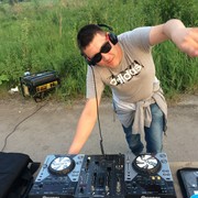 ,   Ruslan, 39 ,   ,   , c 
